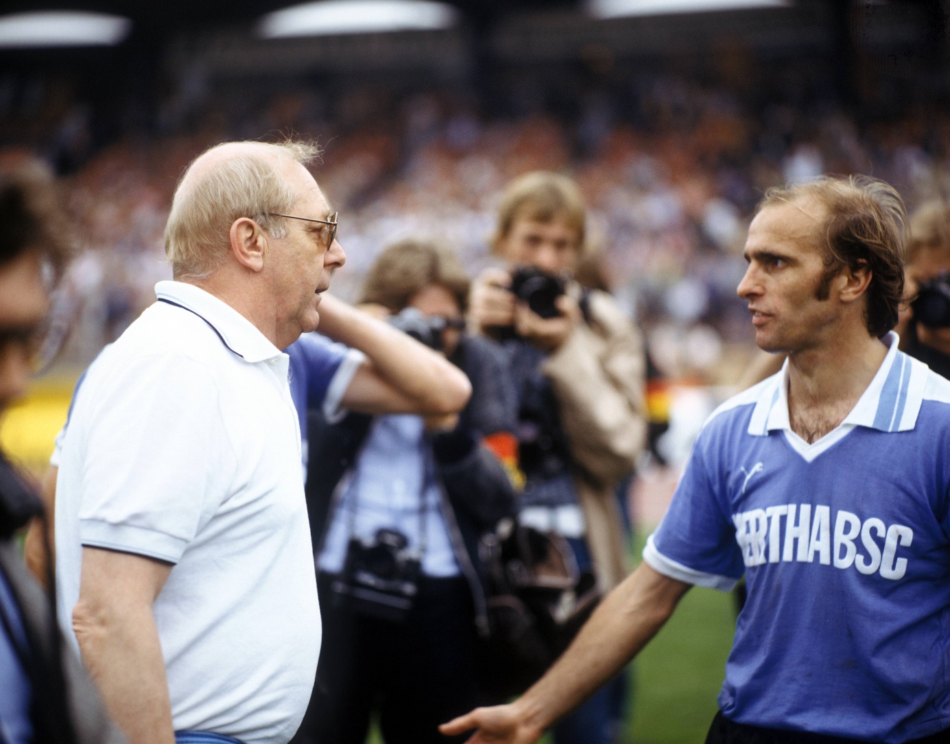 Trainer Kuno Klötzer (l.) und Hertha-Ikone Erich Beer am 23.06.1979. Foto: Imago Images/Kicker/Liedel